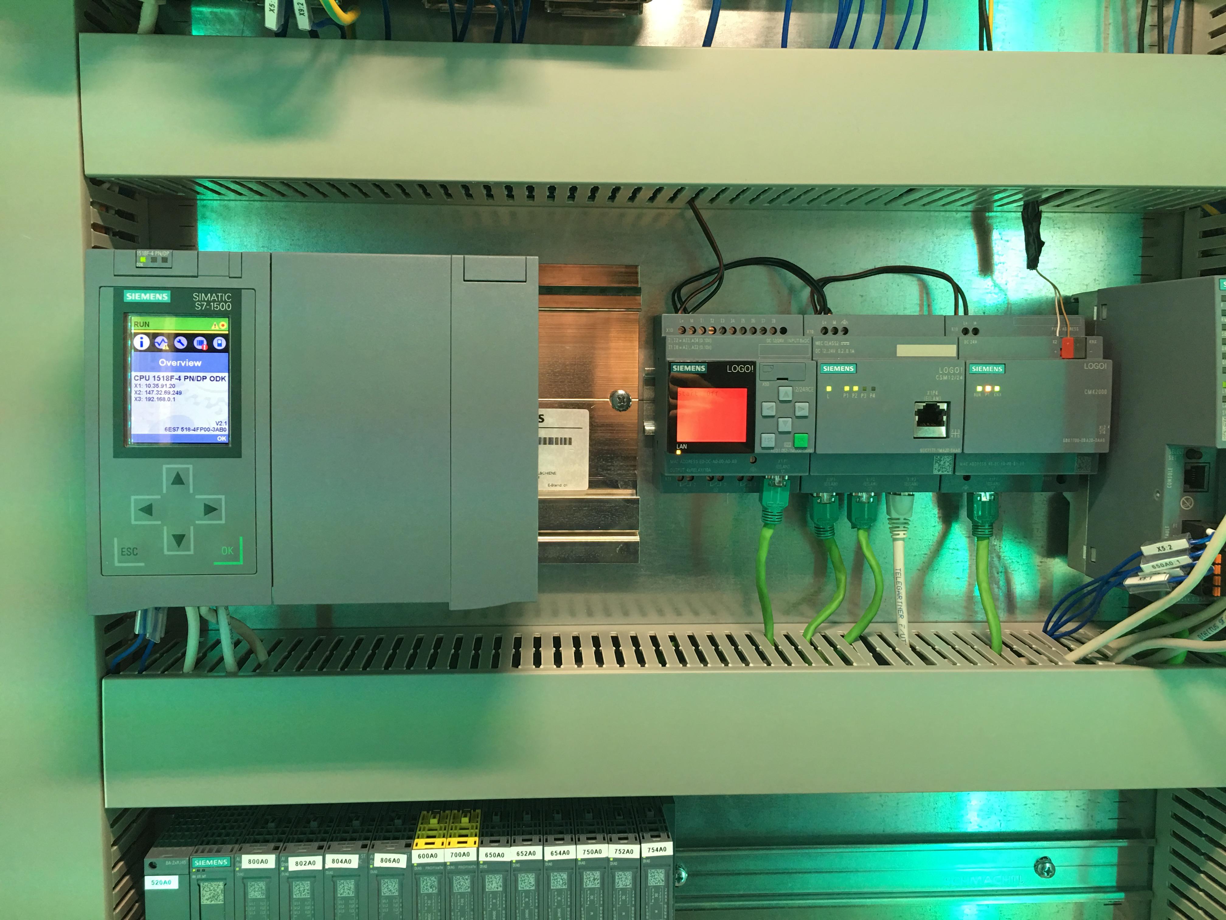 PLC Industrial Controller